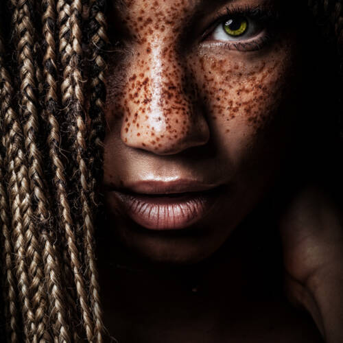 FRECKLED Portrait | L'Individu Photography