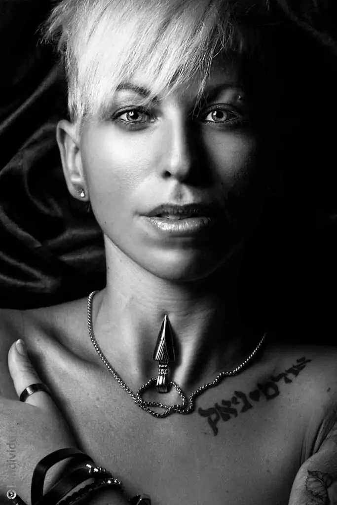 I AM I am - Photograhy by L'Individu