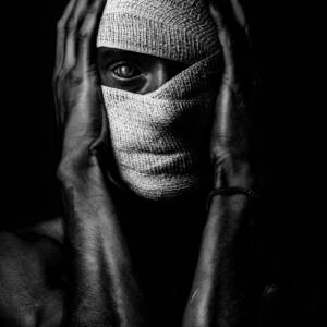 Blind Phoenix | Portrait Photography by L'Individu